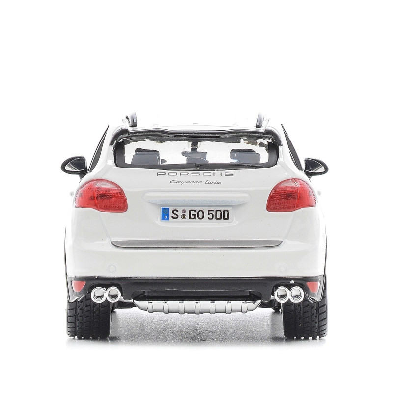 Машинка металлическая Porsche Cayenne Turbo Bburago,  Порше Кайен белый 11*12*24 см (18-21056)