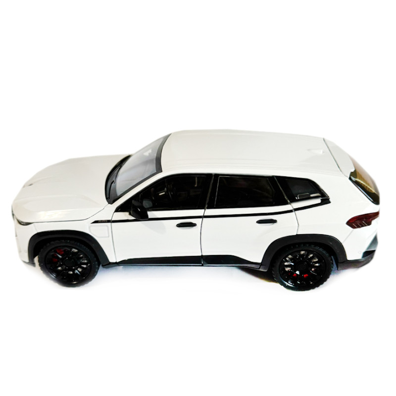 Машинка металева BMW XM БМВ білий 1:24 світло звук відкр двері баг капот 21*9*8см (GT- 14158)