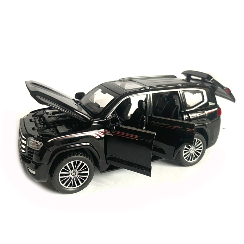 Іграшкова машинка металева Toyota Land Cruiser 300, тойота ленд крузер, чорний, звук, світло, інерція, відкр двері, багажник, капот, 1:32, 15*7*6см (ТК-18010/21497)