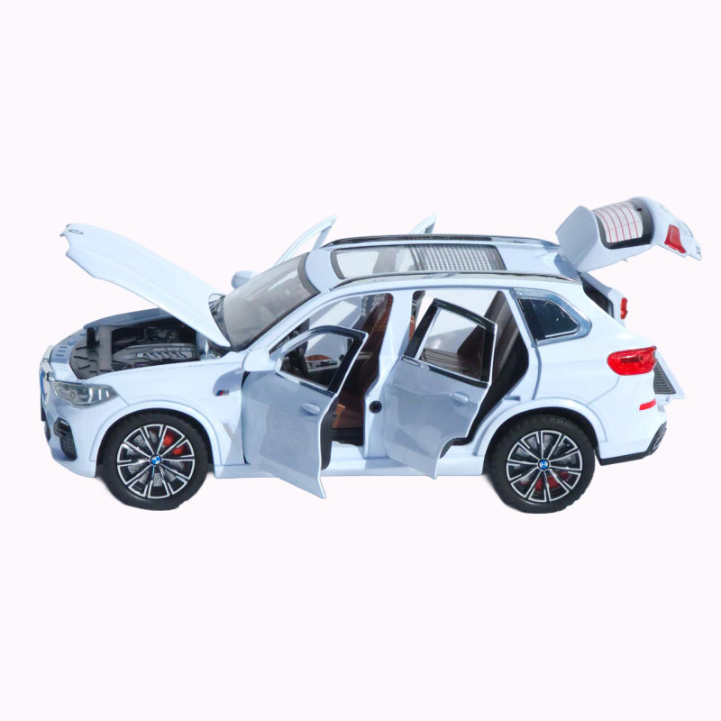Машинка метал BMW X5 M Sport АвтоСвіт біла 1:24 звук світло інерція 20,5*9,5*7,5 см (AP-2012)