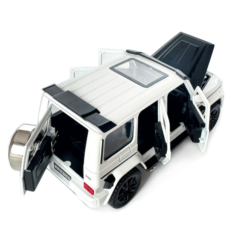 Машинка металева Mercedes-Benz G-Class Brabus 700 мерседес бенс джип білий 1:32 звук світло інерція відкр двері багажник капот гумові колеса 15*6,5*7см (AP-1738)