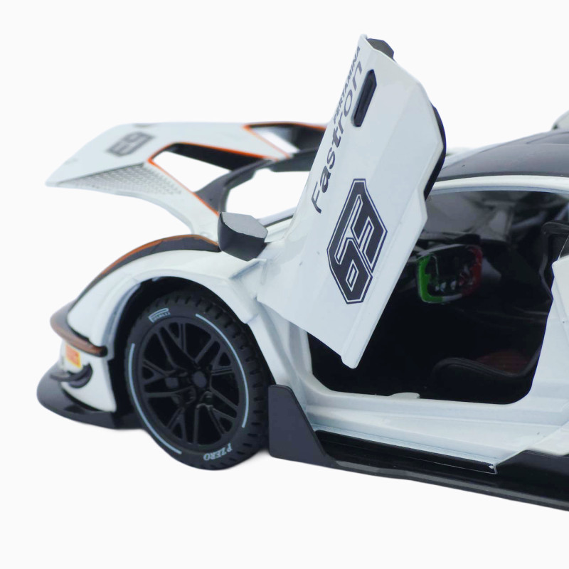 Машинка метал Lamborghini Essenza SCV12 біла 1:24 звук світло відчин двері капот багажник (1650-05)
