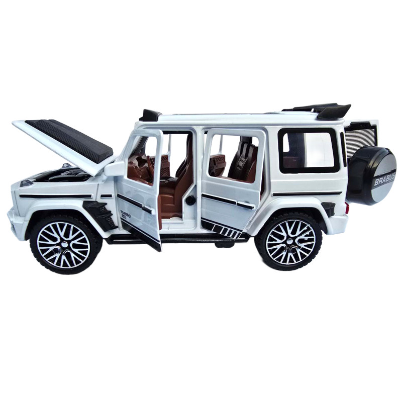 Машинка метал Mercedes-Benz Brabus Мерседес Брабус білий 1:32 звук світло 15,5*6,8*6,5см (61600)