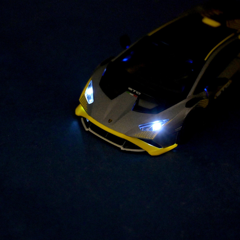 Машинка метал Lamborghini STO Ламборджині сіра 1:32 світло звук відкр двері 14*6*3,7 см (68716G)