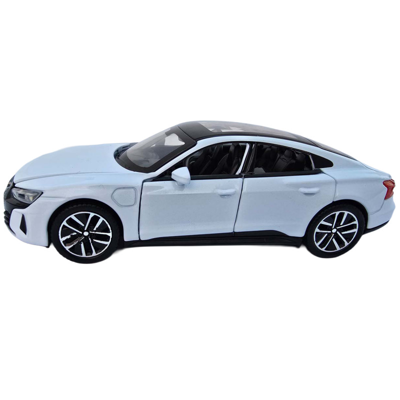 Машинка метал Audi e-tron GT Ауді біла 1:32 світло звук 15*7*5см (86544)
