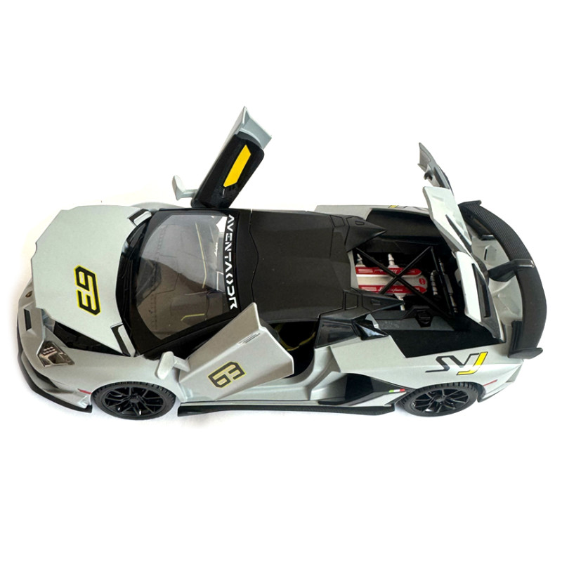Машинка металева Lamborghini Aventador SVJ63 ламборгіні 1:24 сіра звук світло відкр двері баг капот 21*6*9см (13115)