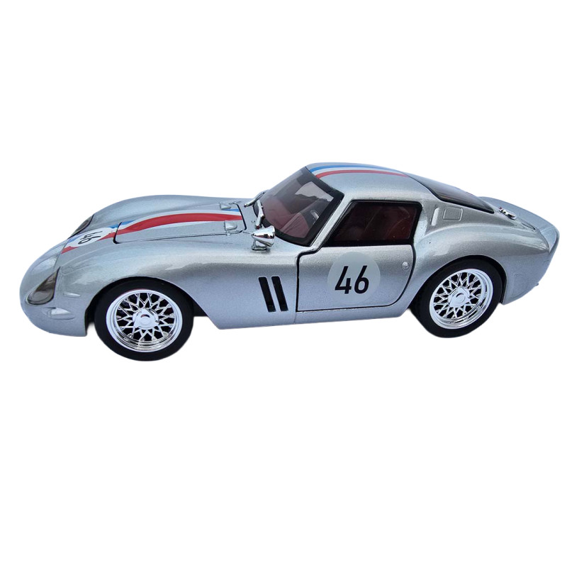 Машинка метал Ferrari 250 GTO Ферарі срібло 1:32 звук світло 14*5,5*3,5см (67007)