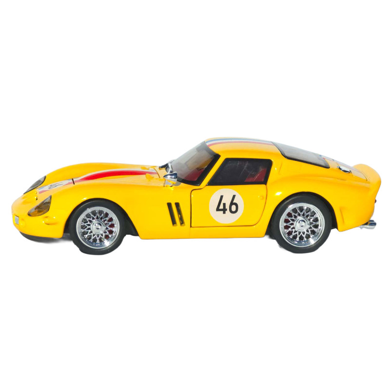 Машинка металл Ferrari 250 GTO желтая 1:32 свет звук инерция откр дверь капот багажник (TK-42580)