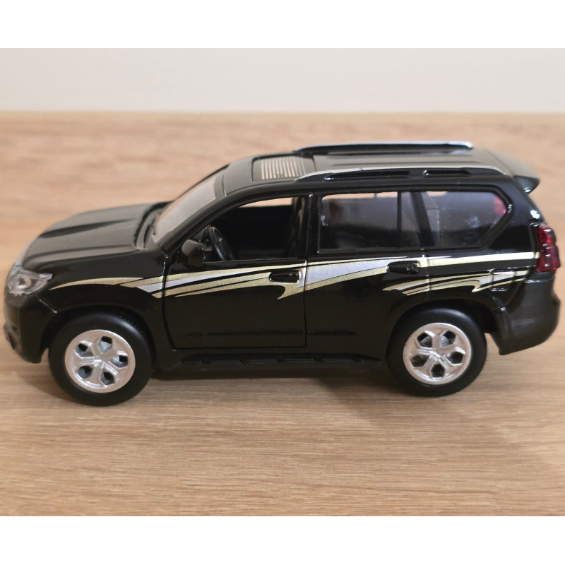Машинка металева Toyota Prado Тойота Прадо чорна 1:40 відкр двері 5*12*5см (KM6189D)