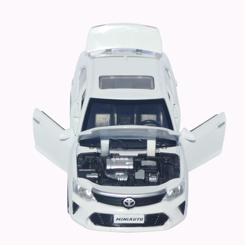 Машинка металева Toyota Camry "AutoExpert" Тойота білий звук світло 15*4*6 см (LF-79509)