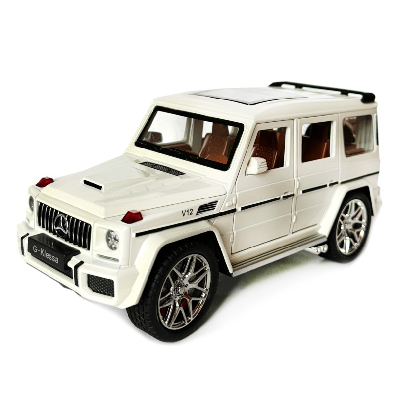 Машинка металева Mercedes-Benz G63 AMG Гелендваген (Гелік) мерседес білий 1:24 світло, інерція, відкриваються двері, багажник, капот, 22*8*9,5см (AP- 1834)