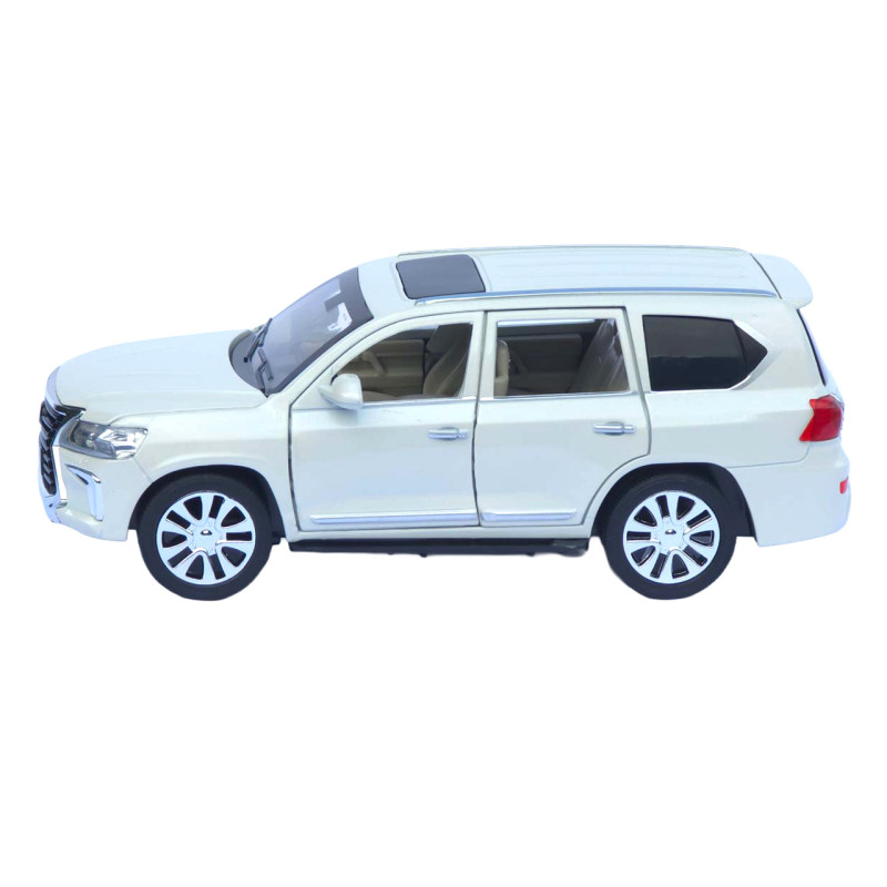 Машинка металева Lexus LX 570 біла 1:24 звук світло інерція відкр двері баг капот 20*8*7,5 см (RS-42075)