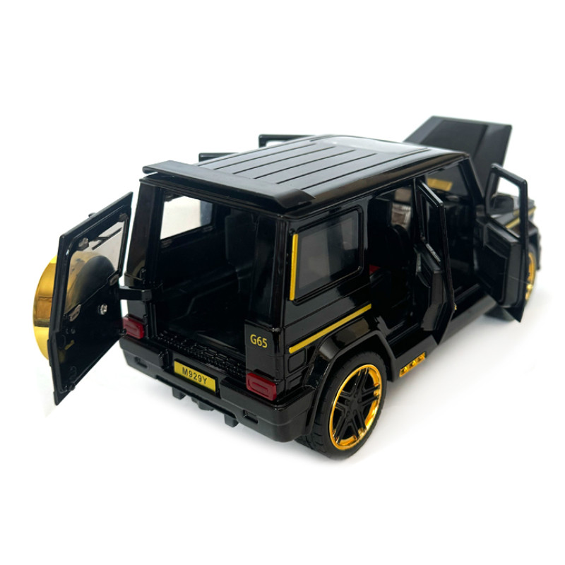 Машинка металева Mercedes-Benz G65 AMG Гелендваген Мерседес чорний 1:24 світло, інерція, відкриваються двері, багажник, капот, 21*8*9,5см (AP- 1708)