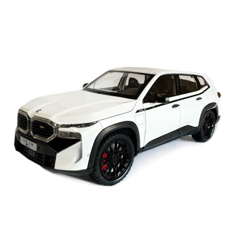 Машинка металева BMW XM БМВ білий 1:24 світло звук відкр двері баг капот 21*9*8см (GT- 14158)
