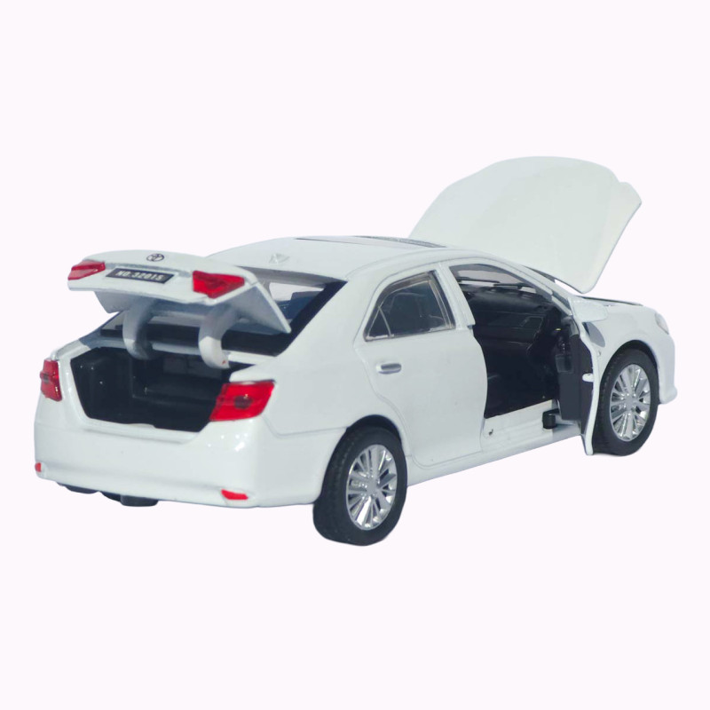 Машинка металева Toyota Camry "AutoExpert" Тойота білий звук світло 15*4*6 см (LF-79509)