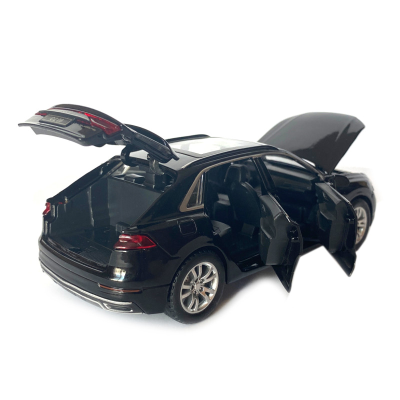 Машинка металева дитяча Audi Q8, Ауді, чорна, 1:32, Автоексперт, звук,світло,інерція, відкр двері,багажник,капот, 16*6*5 (GT-08198)
