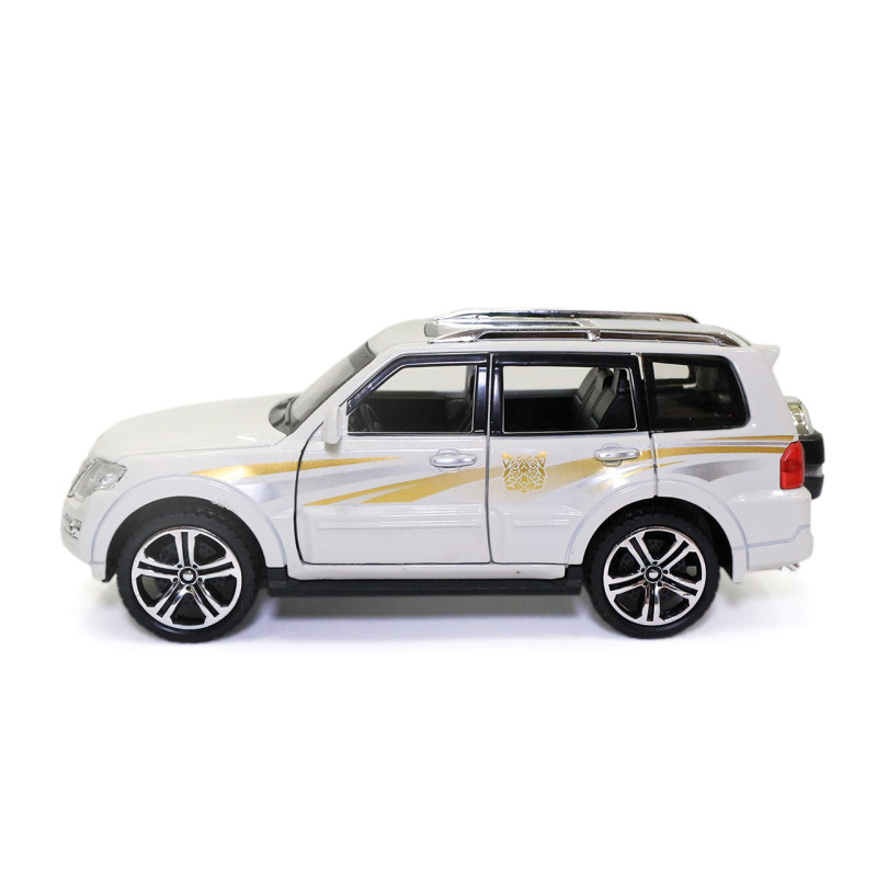 Машинка металева Mitsubishi Pajero AutoExpert Мітсубісі Паджеро джип білий звук світло 16 см (GT-2156)