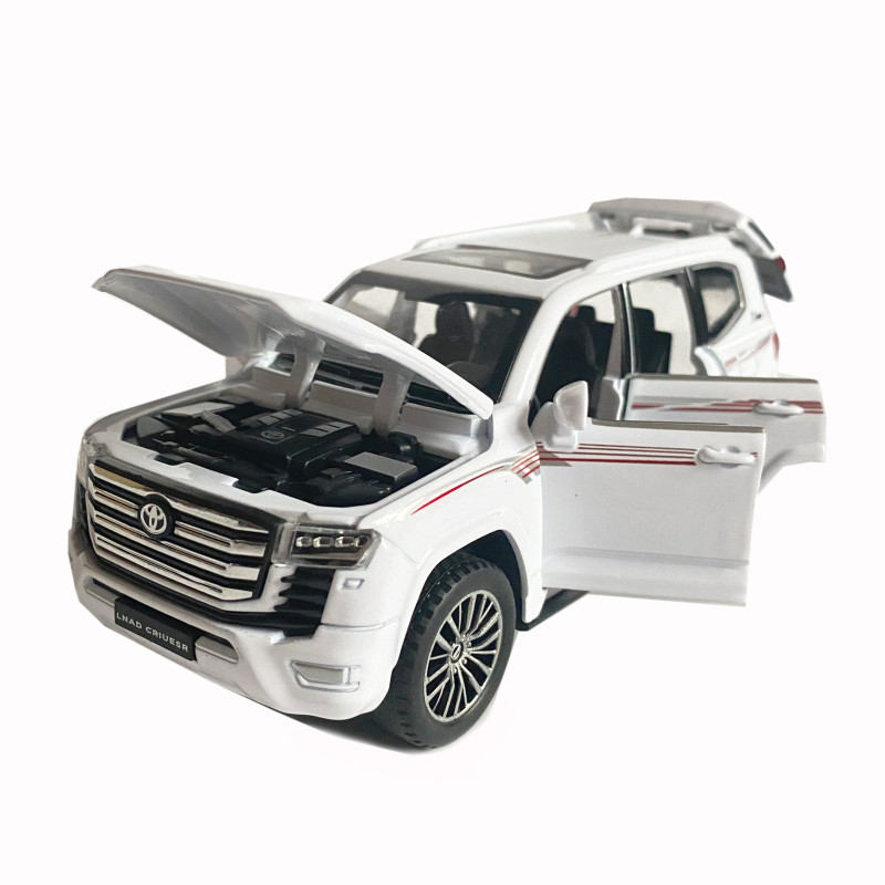 Іграшкова машинка металева Toyota Land Cruiser 300, тойота ленд крузер, білий, звук, світло, інерція, відкр двері, багажник, капот, 1:32, 15*7*6см (ТК-18010)