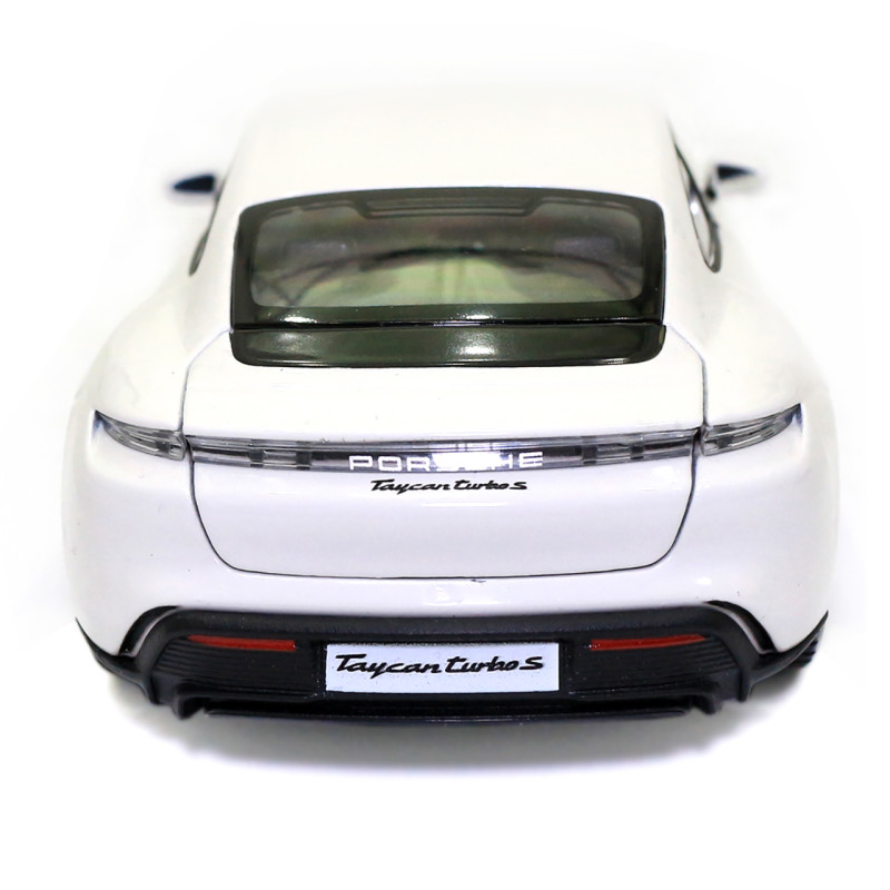 Машинка металева Porsche Taycan Turbo S «Bburago» Порш білий 8*19*5 см (18-21098)