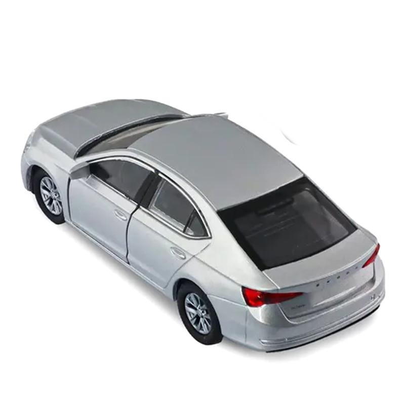 Машинка металева Skoda Octavia Шкода октавія сіра 1:43 відкр двері 5*12*4см (250389W)