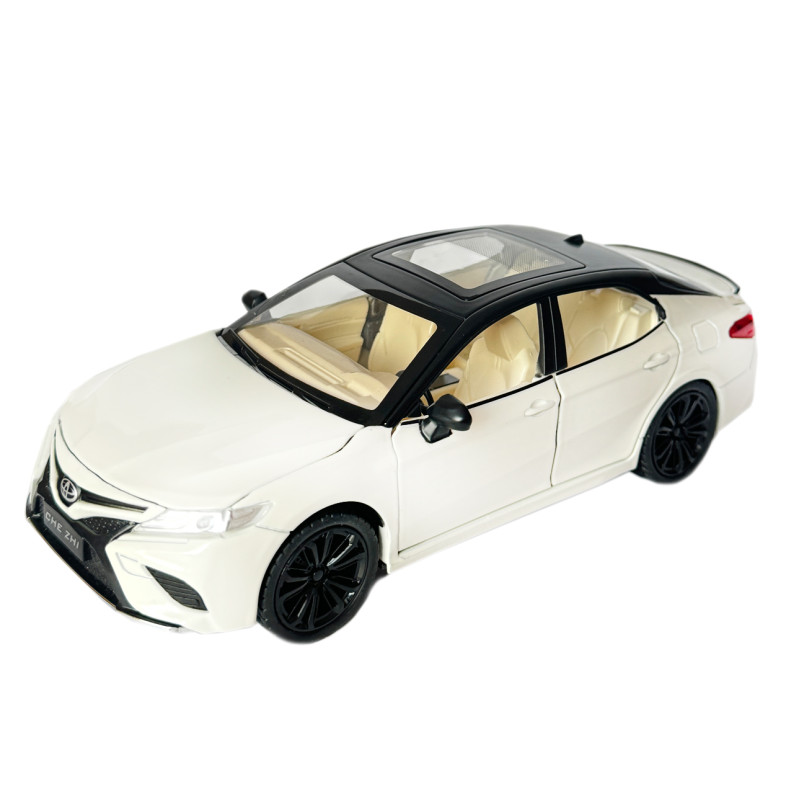 Машинка металева Toyota Camry Sport 2018 Тойота Камрі 1:24 біла світло звук відкриваються двері баг капот резинові колеса 19,5*9*5,5 см (AP-1835)