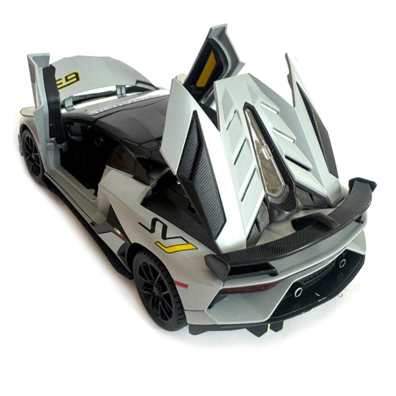 Машинка металева Lamborghini Aventador SVJ63 ламборгіні 1:24 сіра звук світло відкр двері баг капот 21*6*9см (13115)