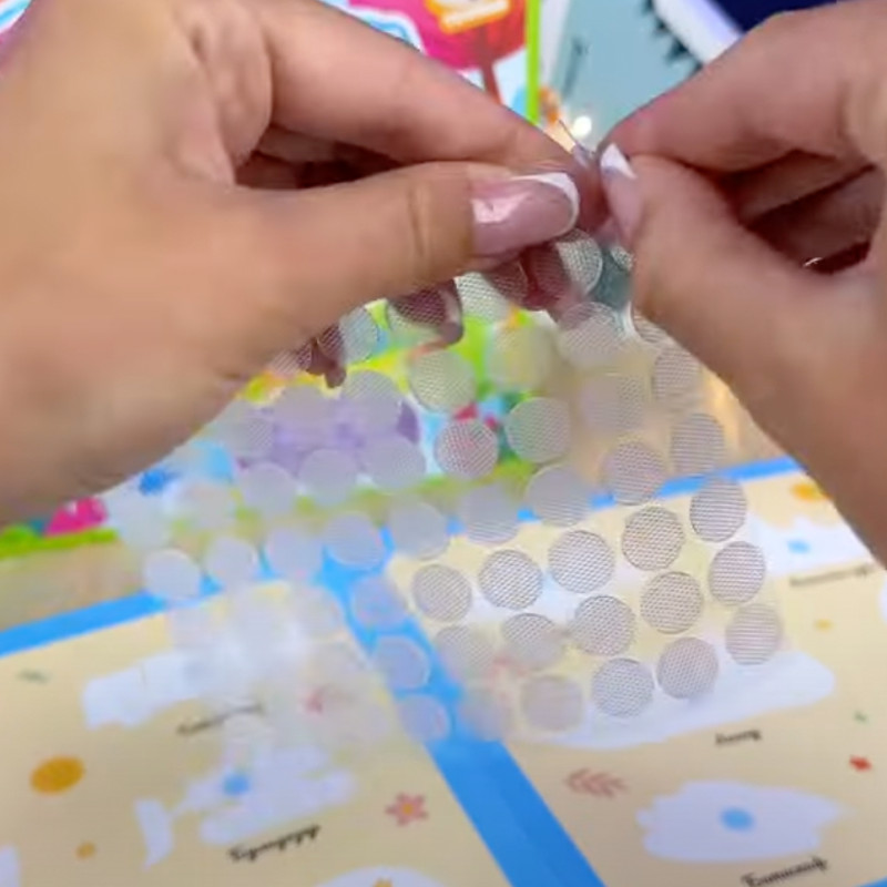 Книжка логічна WToys 10 ст транспорт картки на липучках сортер водна розмальовка маркер 23,5*22*1см (55049)