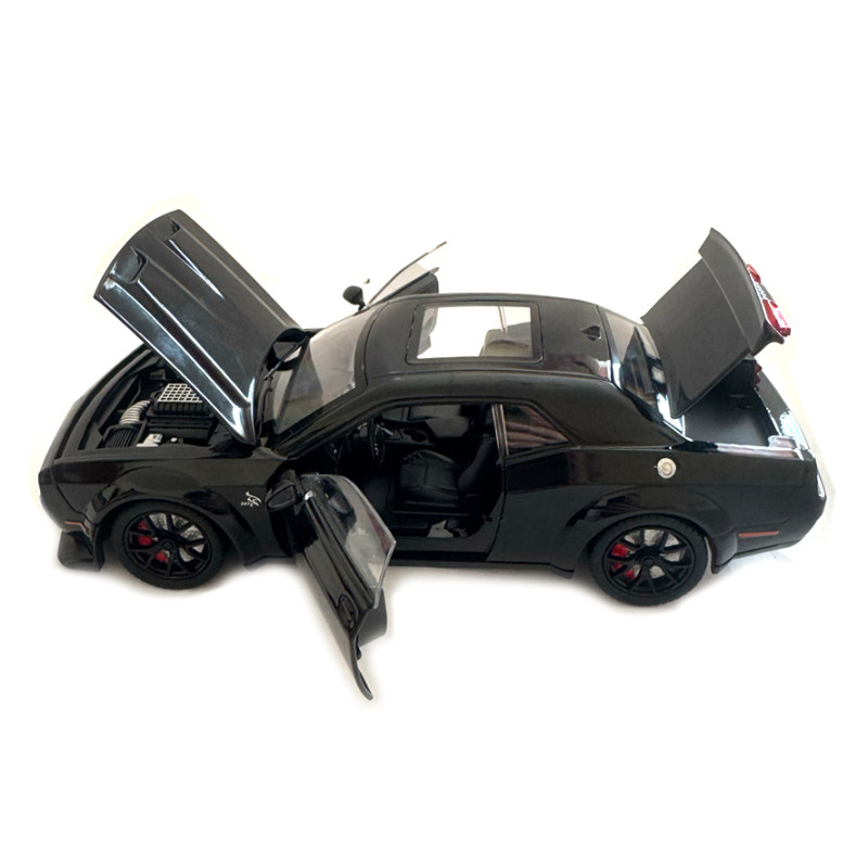 Машинка металева Dodge Challenger SRT Додж чорна 1:24 звук світло відкр двері баг капот 20*7*5,5см (GT-12099)