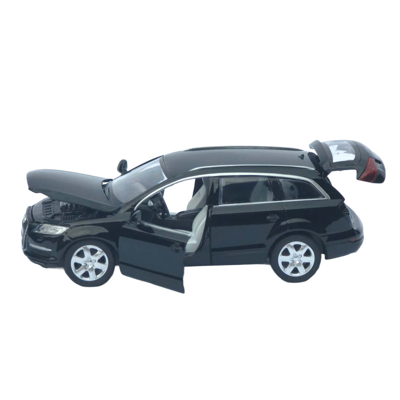Машина метал Audi Q7 Ауді чорна 1:32 інерція світло звук 16*6*5 см (68310)