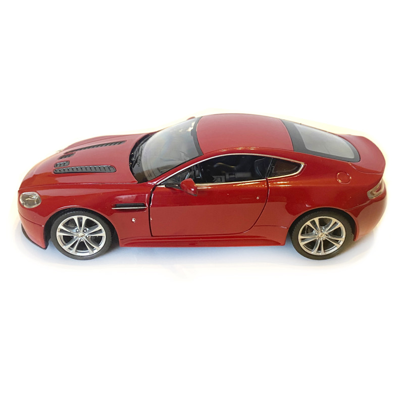 Іграшкова машина металева WELLY 1:24 ASTON MARTIN V12, червона, відкр.двері, капот,18*7.5*5.5 см (24017W)