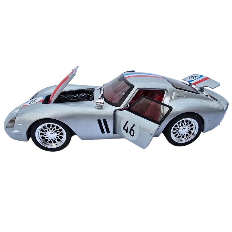 Машинка метал Ferrari 250 GTO Ферарі срібло 1:32 звук світло 14*5,5*3,5см (67007)