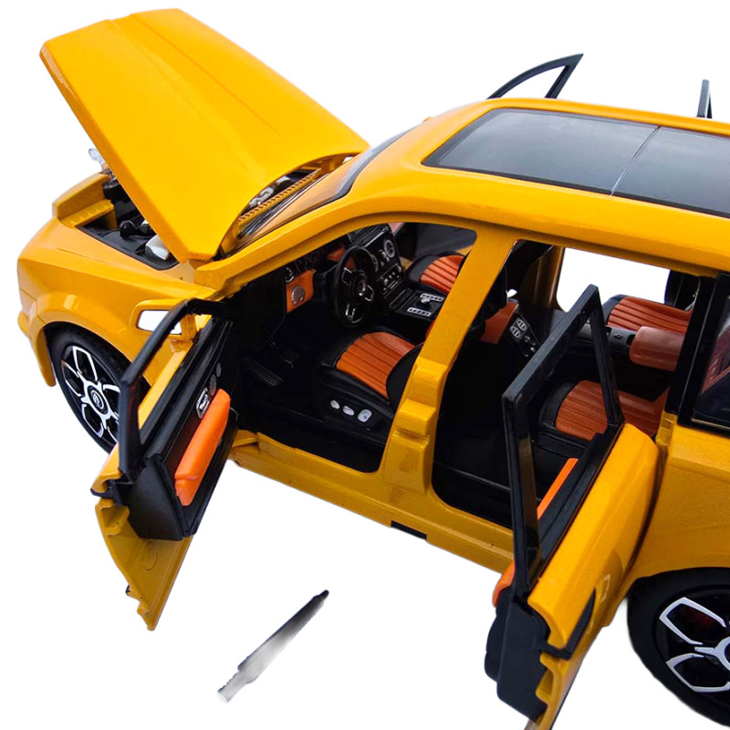 Машинка металева Rolls-Royce Cullinan 1:24 ролс ройс жовтий світло звук 22*9*7,5см (RS-81720)
