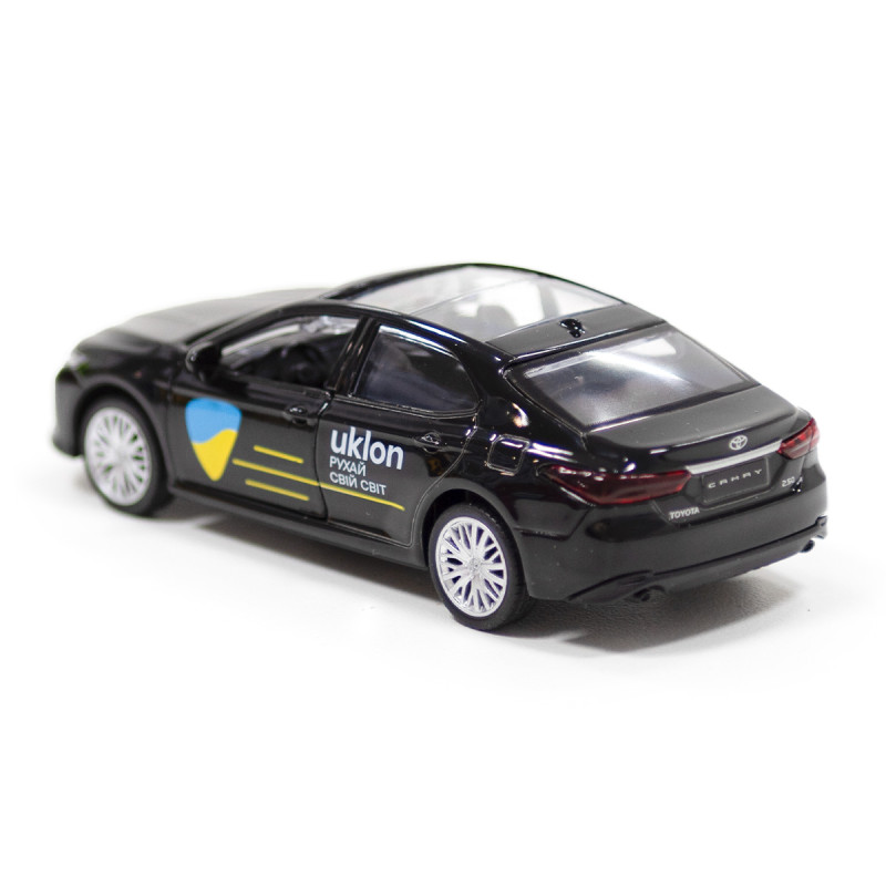 Машинка металева Toyota Camry Uklon, Тойота Кемрі Уклон, чорний, таксі, відкриваються двері, 5*11*3см (250292)