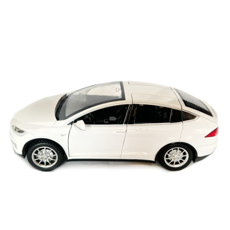 Машинка металева Tesla Model x 90D Тесла біла 1:24 світло звук відкриваються двері баг капот резинові колеса 21*7*10 см (AP-2048)