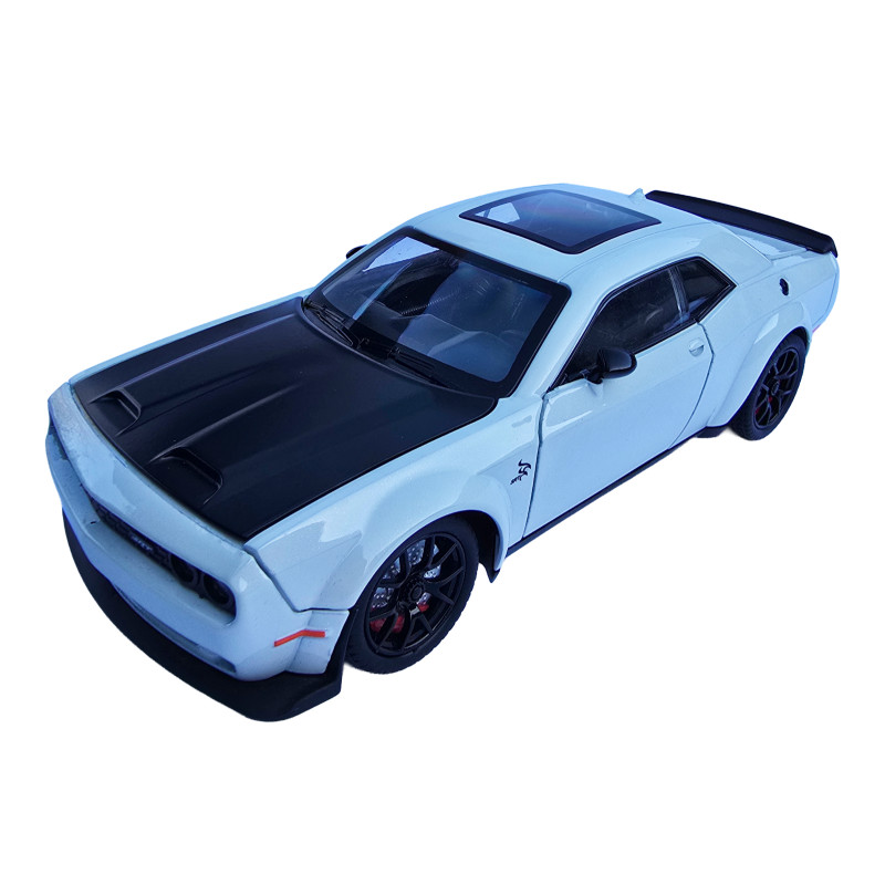 Машинка металева Dodge Challenger SRT Додж біла 1:24 звук світло відкр двері баг капот 20*7*5,5см (GT-12099)