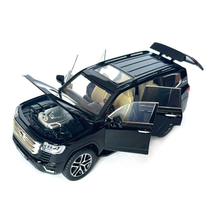 Машинка металева Toyota Land Cruiser 300 тойота ленд крузер 1:24 чорний звук світло інерція відкр двері багажник капот 20*8*8,5см (AP-2007)