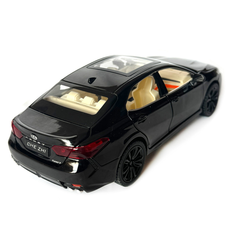 Машинка металева Toyota Camry Sport 2018 Тойота Камрі 1:24 чорна світло звук відкриваються двері баг капот резинові колеса 19,5*9*5,5 см (AP-1835)