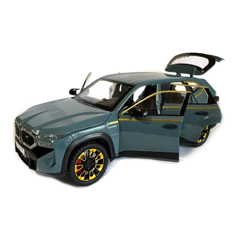 Машинка металева BMW XM БМВ зелений 1:24 світло звук відкр двері баг капот 21*9*8см (GT- 14158)