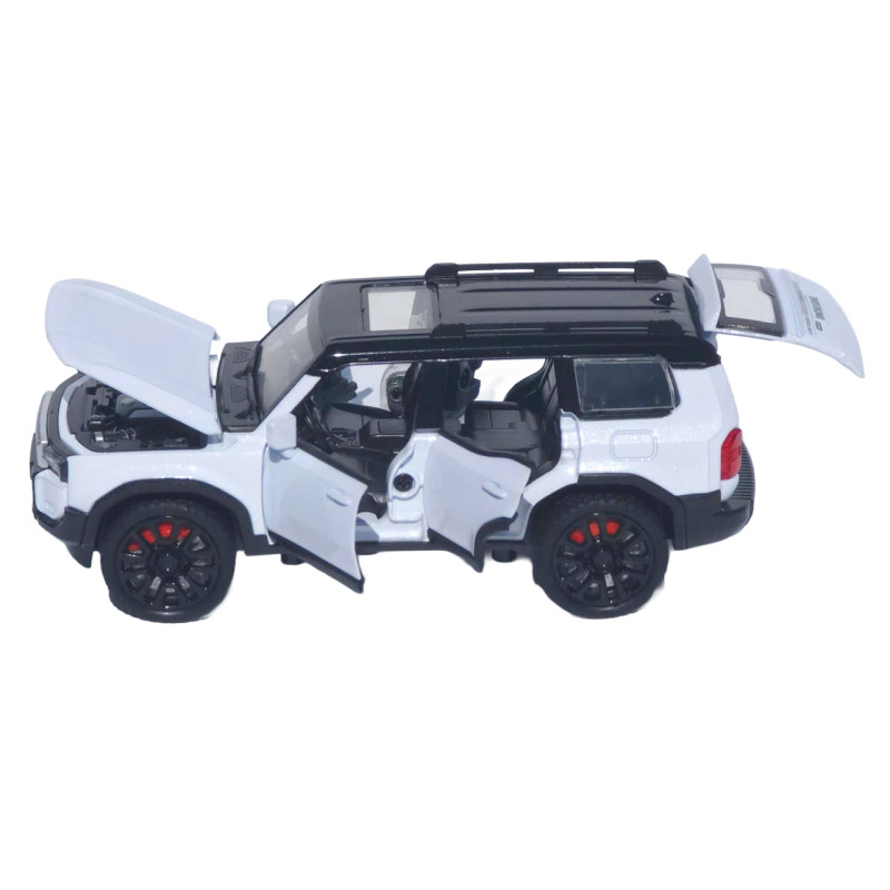Машинка метал Toyota Land Cruiser Prado 250 АвтоСвіт біла 1:32 звук світло інерція 15*6,5*6 см (AP-2105)