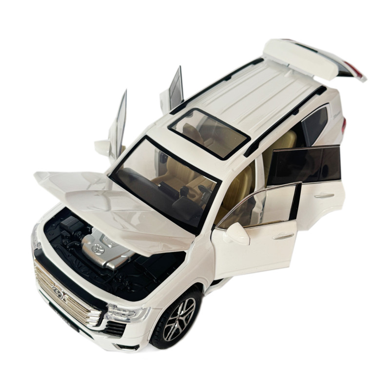 Машинка металева Toyota Land Cruiser 300 тойота ленд крузер 1:24 біла звук світло інерція відкр двері багажник капот 20*8*8,5см (AP-2007)