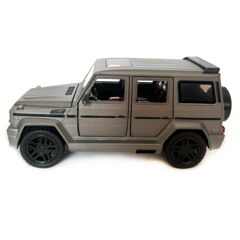 Машинка металева Mercedes-Benz G65 AMG Гелендваген Мерседес сірий 1:24 світло, інерція, відкриваються двері, багажник, капот, 21*8*9,5см (AP- 1708)