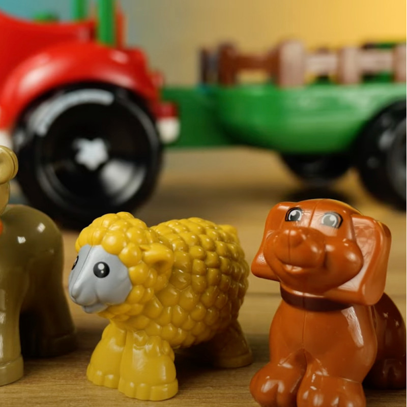 Трактор музичний WToys укр мова світло вірші казки пісні рух вперед 36*14*16см (37586)
