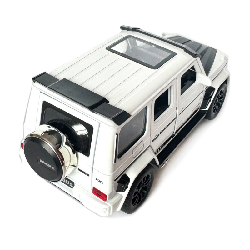 Машинка металева Mercedes-Benz G-Class Brabus 700 мерседес бенс джип білий 1:32 звук світло інерція відкр двері багажник капот гумові колеса 15*6,5*7см (AP-1738)