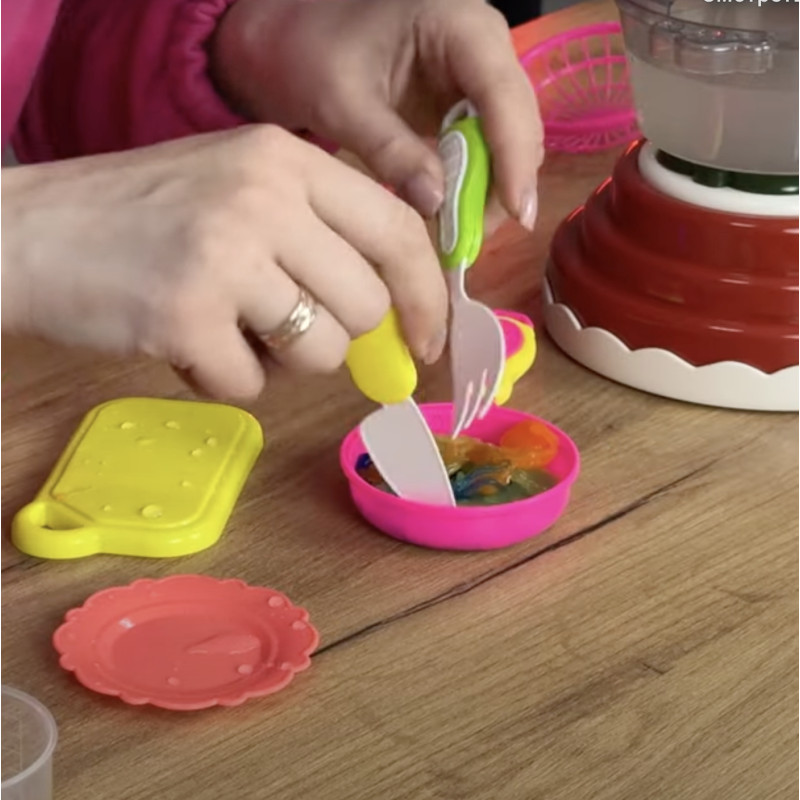 Магія на кухні WToys мультиварка звук булькання підсвічування форми 10 гелів кухонне приладдя в кор 40*12*25см (47178)